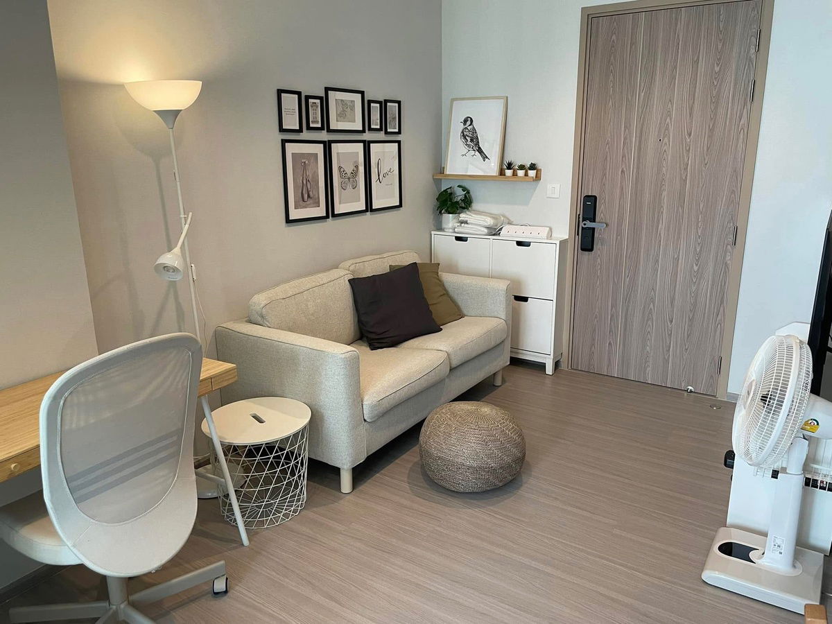picture For Rent   𝐋𝐢𝐟𝐞 𝐒𝐚𝐭𝐡𝐨𝐫𝐧 𝐒𝐢𝐞𝐫𝐫𝐚 Fully furniture and electronic appliance  //ask more info LineID:@thirdproperty - 2/5