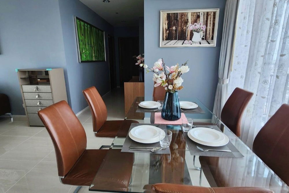 picture For Rent !! high floor28++, Modern style, Rare Item!!, river view! Code C20231100700...Menam Residences, 3 bed, 3 bath, furnished, ready to move in 📣 - 3/10