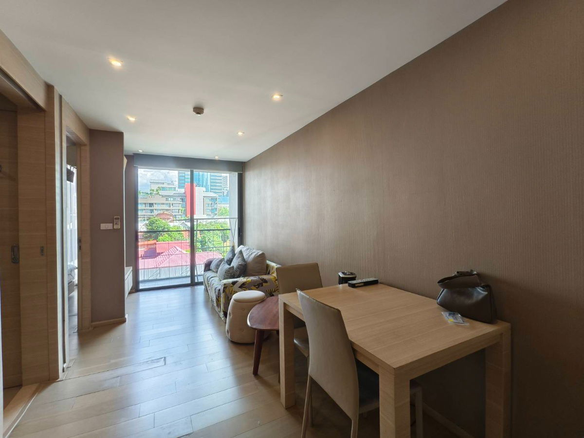 รูป คอนโดให้เช่า :Klass Silom Condo (คลาส สีลม คอนโด) ((Sala Daeng BTS Station ศาลาแดง )) MK-02  line @livingbkk - รูปที่ 7/14