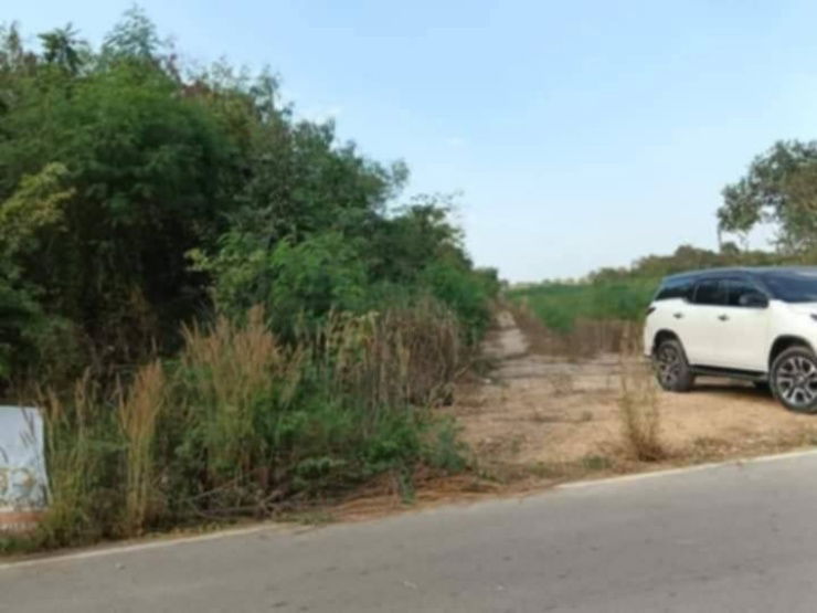 picture Land for sale, suitable for farming, beautiful, next to the road - 9/9