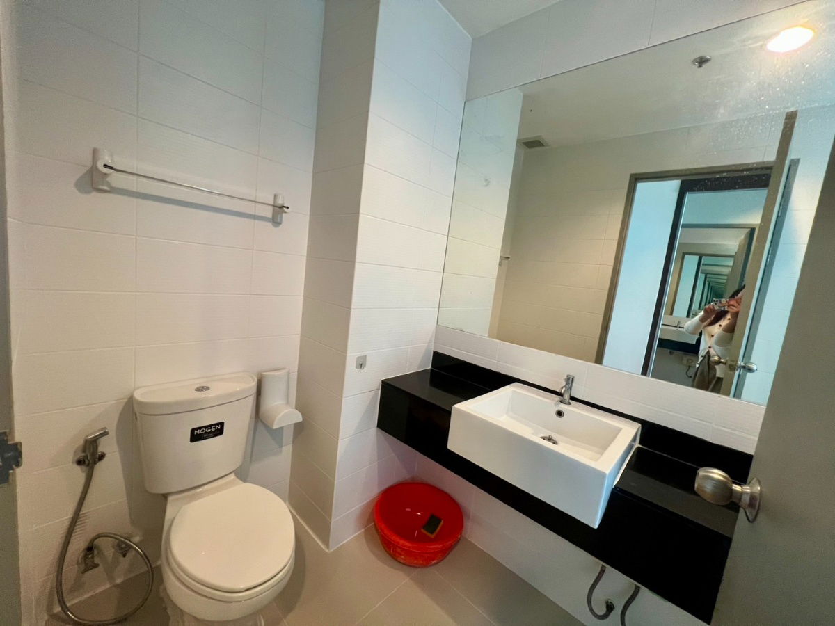 รูป ! ขาย ราคาดีย์ ! ไอดีโอ มิกซ์ พหลโยธิน ! ห้องรีโนเวทใหม่สวย  1 ห้องนอน ขนาด 38 ตร.ม. ราคา 3,850,000 บาท สนใจติดต่อ หมิว 064-2698033 - รูปที่ 10/11