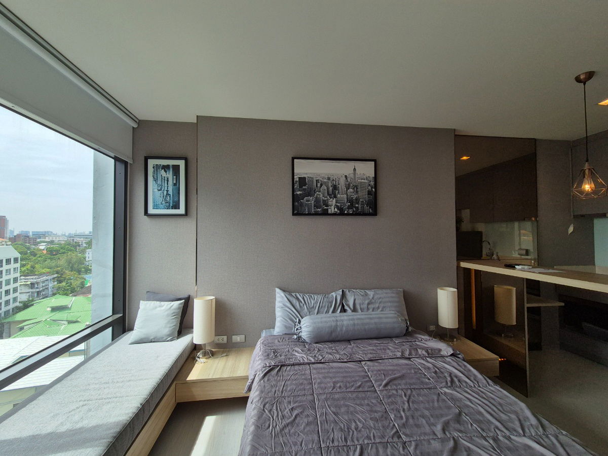 picture Ready to move in rhythm 36-38 studio fully furnished 18K per month - 3/11