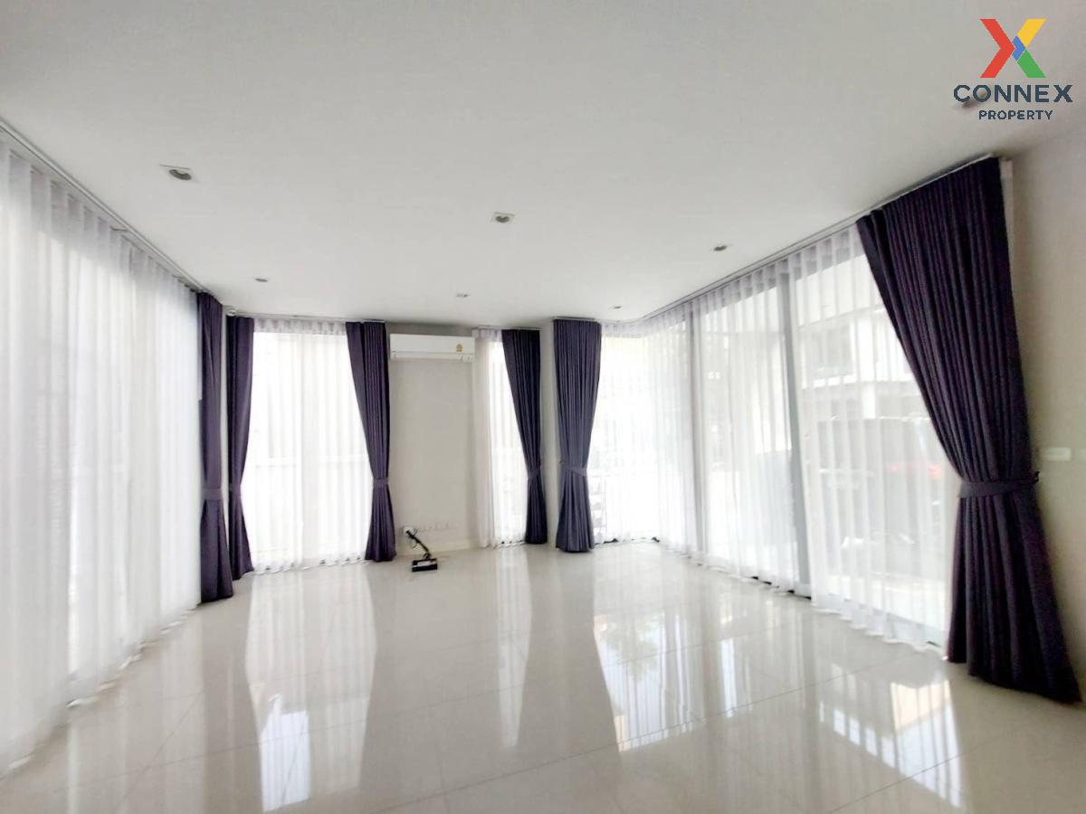 รูป เช่าบ้าน  บ้านกลางเมือง คลาสเซ่ เอกมัย - รามอินทรา ลาดพร้าว เขต ลาดพร้าว กรุงเทพ CX-129543 ✅ ทักไลน์ @connexproperty ตอบทันที ทีมงานมืออาชีพ ✅  - รูปที่ 3/8