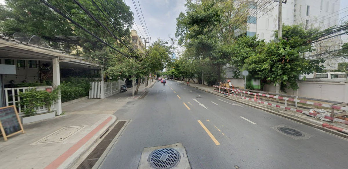 รูป ขายที่ดินเปล่าในซอย นางลิ้นจี่  ใกล้ม.เทคโนโลยีราชมงคลกรุงเทพ ! - รูปที่ 2/4
