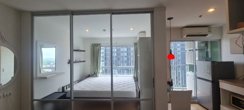 Fully furnished room for rent , near ARL and MRT Huamak station