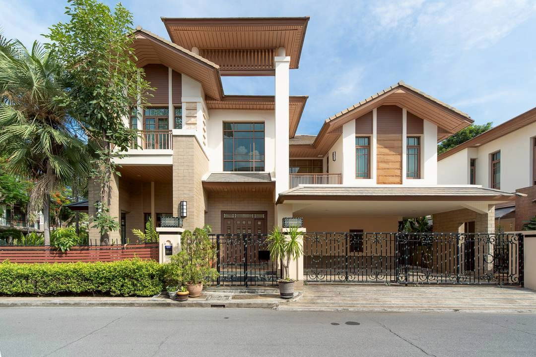 รูป ♣ Luxury house ♣ บ้านเดี่ยว 2 ชั้น 110.00 ตร.ว. | 4 ห้องนอน 5 ห้องน้ำ | ใกล้ BTS สถานีพระโขนง 2 นาที, โรงพยาบาลสุขุมวิท 4 นาที, Gateway เอกมัย 4 นาที - รูปที่ 20/21
