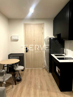 คอนโดให้เช่า : 🔥19K/Mo 1นอน ห้องใหม่ราคาดีมาก แต่งสวย ชั้นสูงสุด วิวเมือง พร้อมหิ้วกระเป๋าเข้าอยู่ คอนโดทำเลดี เดินทางง่ายใกล้ MRT พระราม 9   @ NUE District R9 