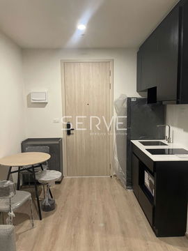 🔥19K/Mo 1นอน ห้องใหม่ราคาดีมาก แต่งสวย ชั้นสูงสุด วิวเมือง พร้อมหิ้วกระเป๋าเข้าอยู่ คอนโดทำเลดี เดินทางง่ายใกล้ MRT พระราม 9   @ NUE District R9 