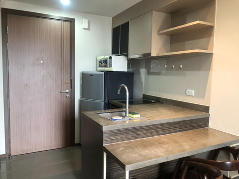 For Rent : Onyx Phaholyothin  (1 bed) 30 sq.m. 16,000 THB Ready to move in Tel. 0642698033 Mew 