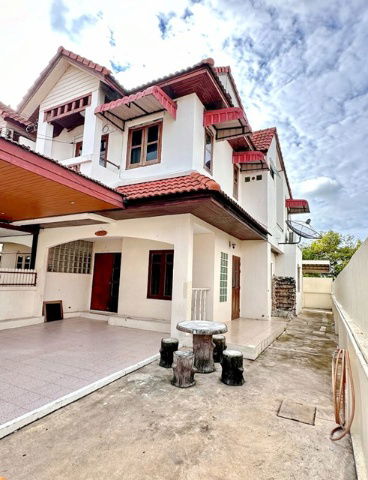 picture Lotus KaoKilo Rd. Sriracha 900m. 4BED Two-story house Suphakit Market 1.9km. for rent 35sq.wa. 280sq - 2/8