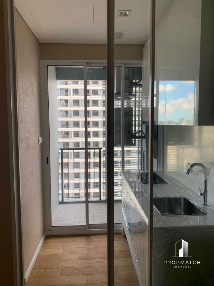 รูป ✨Flash Deal ✨ The Saint Residences ( 1Bed 1Bath 31 SQM.) แต่งครบพร้อมอยู่ !! เพียง 14,000 บาทต่อเดือน Tel.0981315848 @propmatch - รูปที่ 3/13