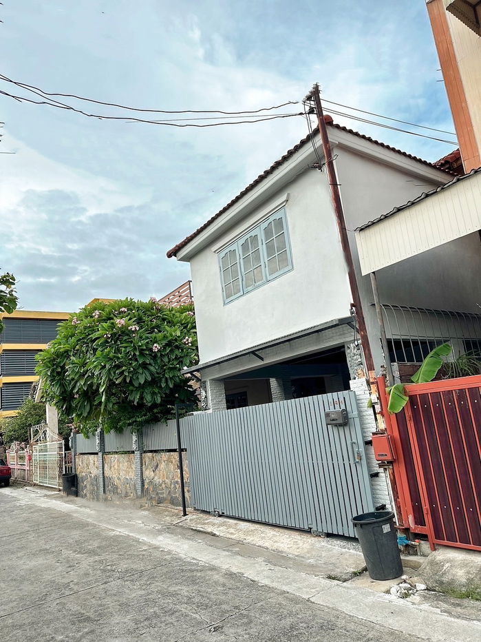 รูป บ้านเดี่ยวให้เช่า บนทำเลทอง สุทธิสาร-ลาดพร้าว-รัชดา - รูปที่ 1/16