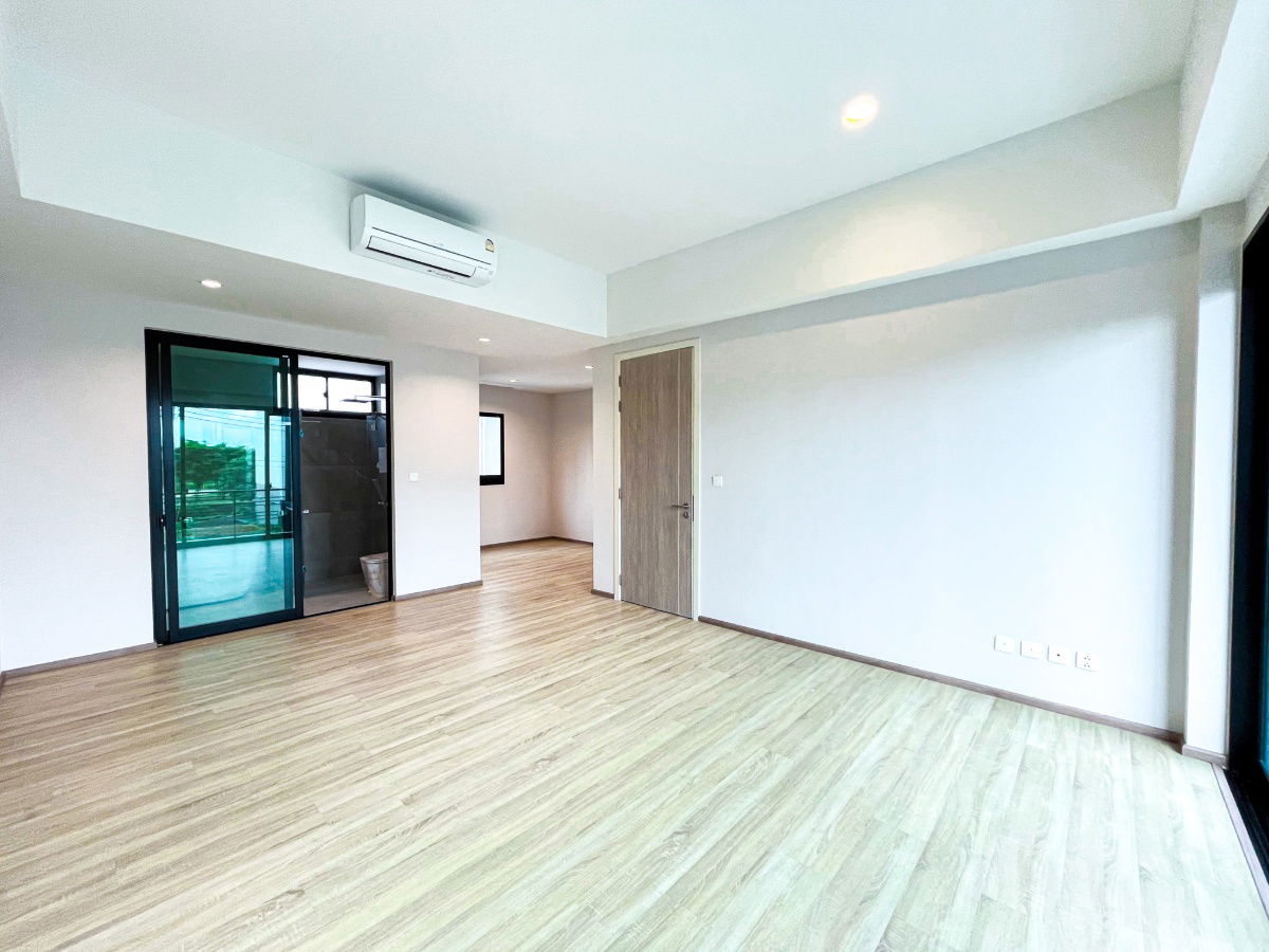 รูป ขายทาวน์โฮม3ชั้น+Rooftop เกษตรนวมินทร์ วิวทะเลสาบ แปลงมุม - รูปที่ 9/11