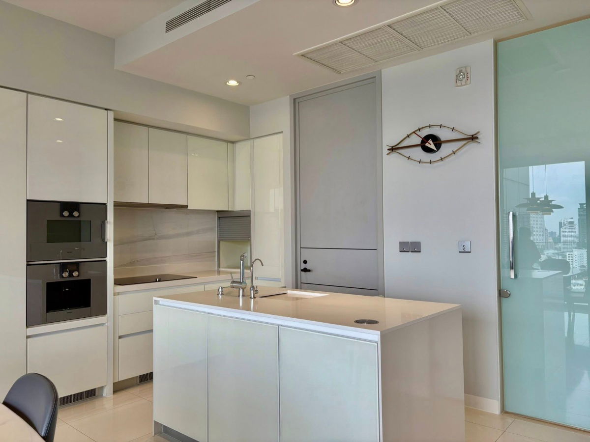 picture For Rent Vittorio Sukhumvit 39 Luxury Condo - 7/24