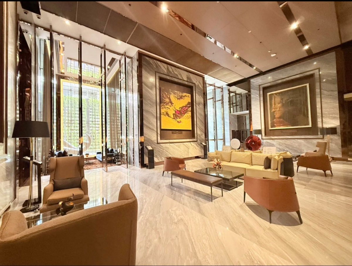 picture For Rent Vittorio Sukhumvit 39 Luxury Condo - 24/24
