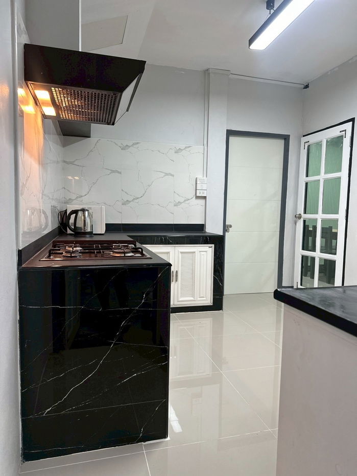 รูป บ้านเดี่ยวให้เช่า บนทำเลทอง สุทธิสาร-ลาดพร้าว-รัชดา - รูปที่ 7/16