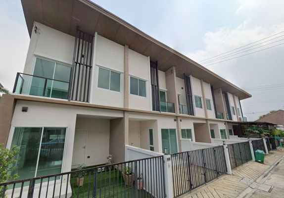 รูป The Vertical Lamlukka Klong 4  - รูปที่ 1/1
