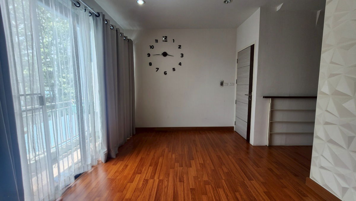 picture For Rent: Sena Town Nawamin Home Office, 3-Storey Building with Solar Cell System - 15/15