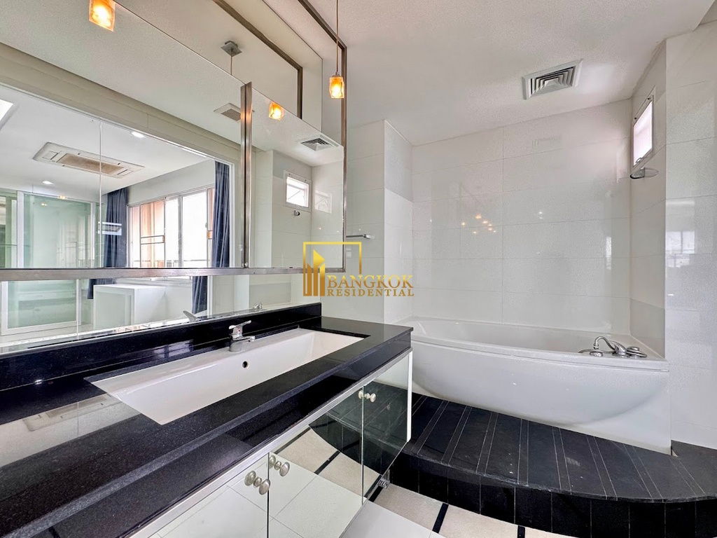 picture DS Tower 1 | Beautiful 4 Bedroom Condo in Phrom Phong Area - BR12485CD - 34/52