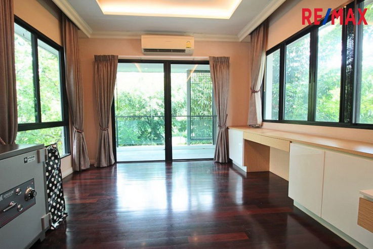 รูป ขายบ้านเดี่ยว ปริญญ์ สาทร–ราชพฤกษ์ หลังมุม 131 ตารางวา ติดถนนเมน หน้าสวน ทำเลราชพฤกษ์ตอนต้น ภาษีเจริญ ใกล้ BTS & MRT บางหว้า - รูปที่ 26/29