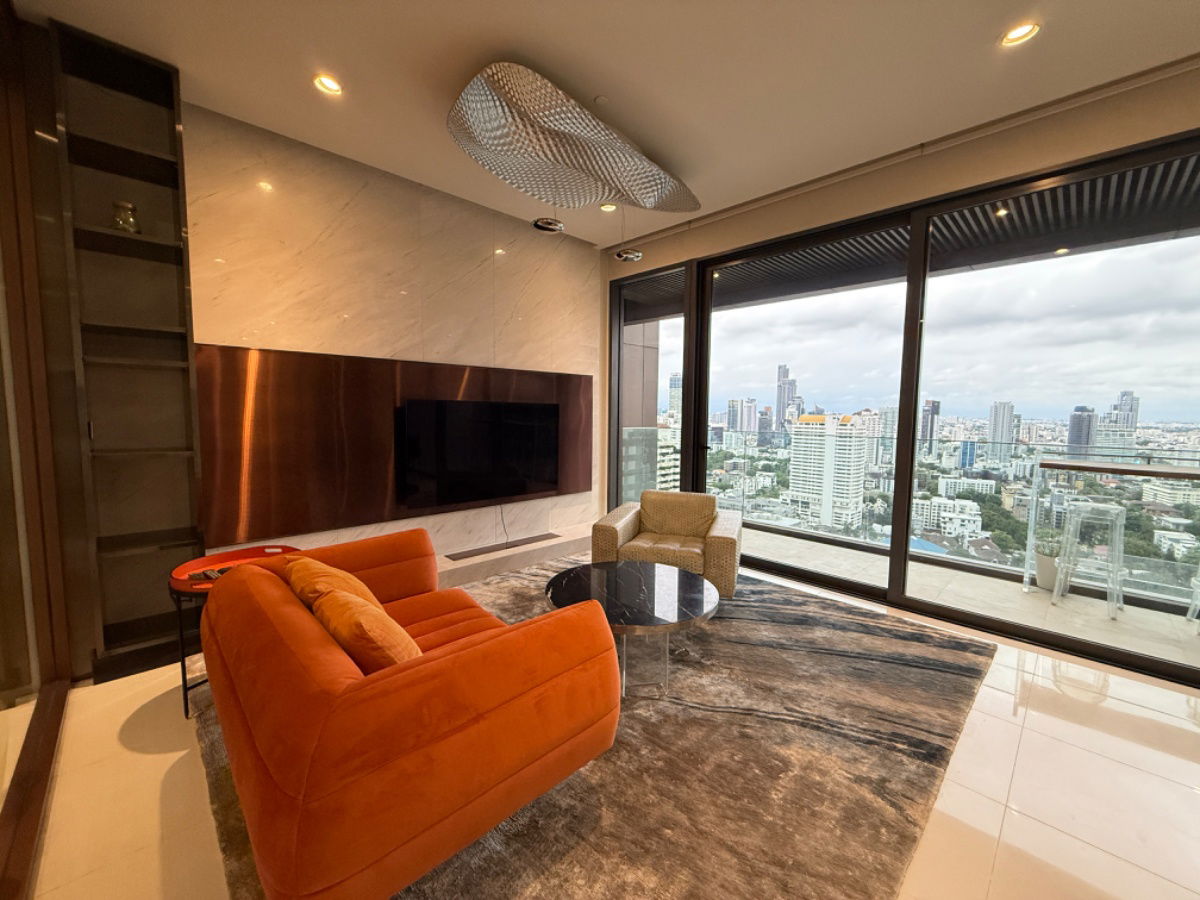 picture Luxury condo for Rent near BTS Phrom Phong station, 2 Bedroom 3 Bathroom, quiet neighborhood, private lift, contact for viewing! - 7/16
