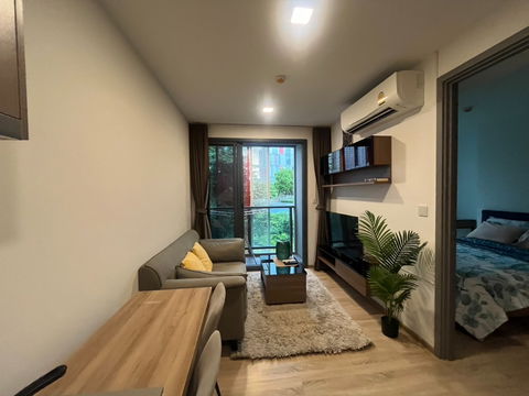 ให้เช่า Taka Haus Condo เอกมัย 12 ห้องหนึ่งนอน วิวสวน บีทีเอสเอกมัย