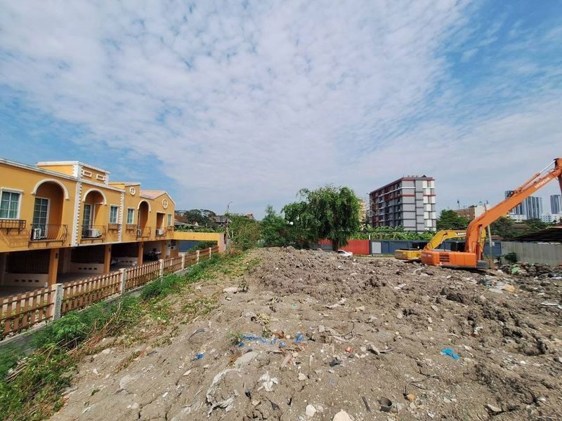 picture Land for sale in Soi Lat Phrao 130, Intersection 4, near The Mall Bangkapi - 5/6