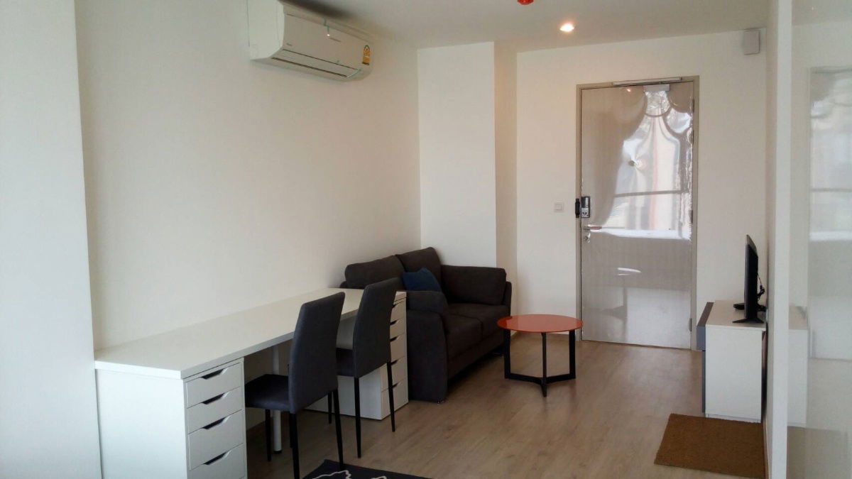 picture Ideo Q Chula Samyan【𝐒𝐄𝐋𝐋 & 𝐑𝐄𝐍𝐓】🔥Spacious, functional space with perfect proportions for relaxation and work.🔥  Contact Line ID: @hacondo - 1/6