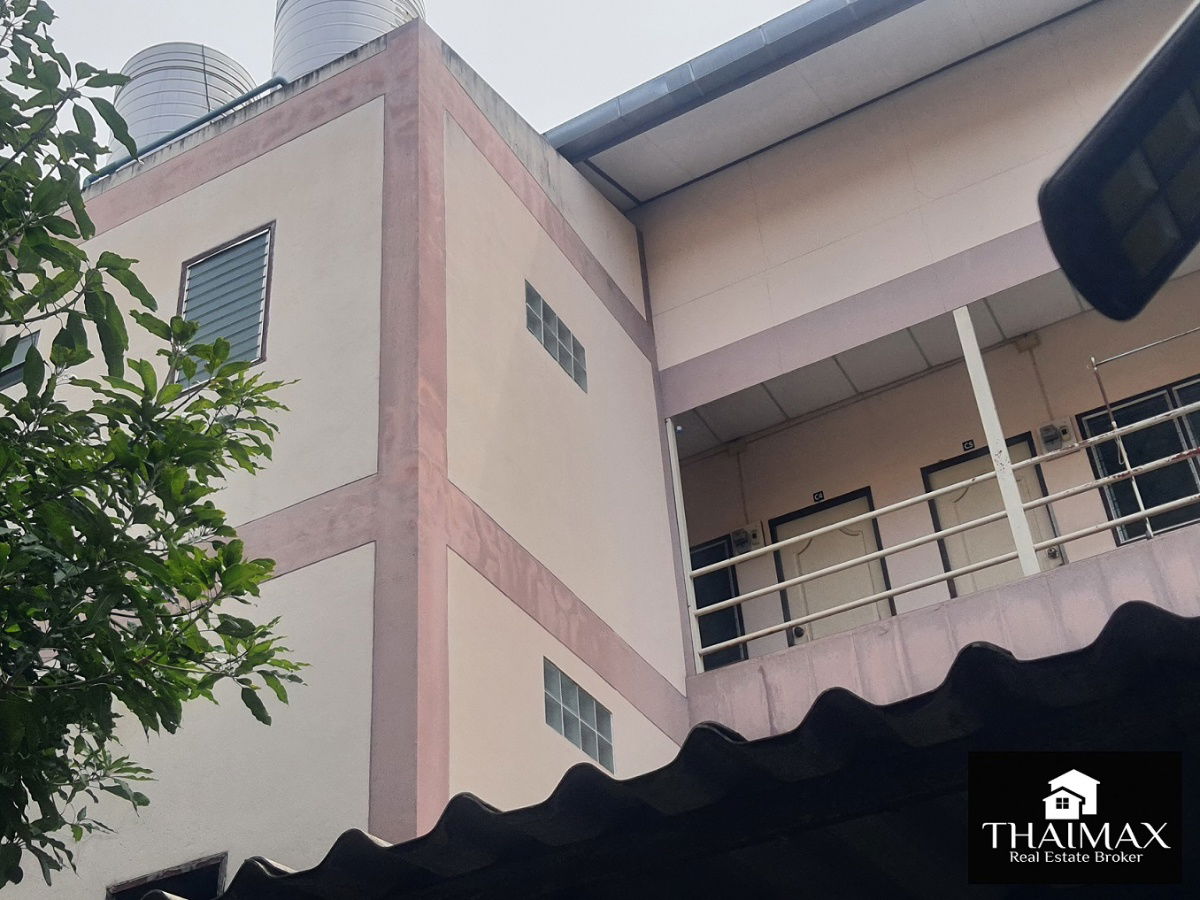 รูป  ขายที่ดิน 240 ตรว. และสิ่งปลูกสร้างหอพัก 3 ชั้น ถนนอารักษ์  ซอย3 ในคูเมืองเชียงใหม่ - รูปที่ 4/7