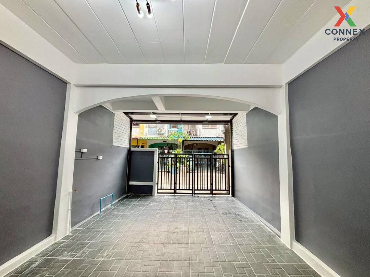 picture For Sale Townhouse/Townhome  , Buathongthani , newly renovated , Bang Bua Thong , Bang Bua Thong , Nonthaburi , CX-129372 ✅ Live chat with us ADD LINE @connexproperty ✅  - 3/12