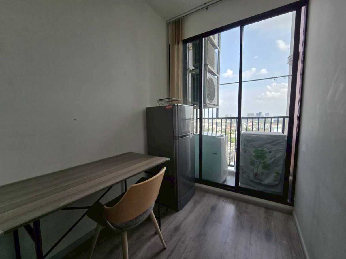 picture Condo for Rent : Knightsbridge Collage Ramkhamhaeng  Schedule a viewing 👉 Line: @propertybkk1 - 13/14