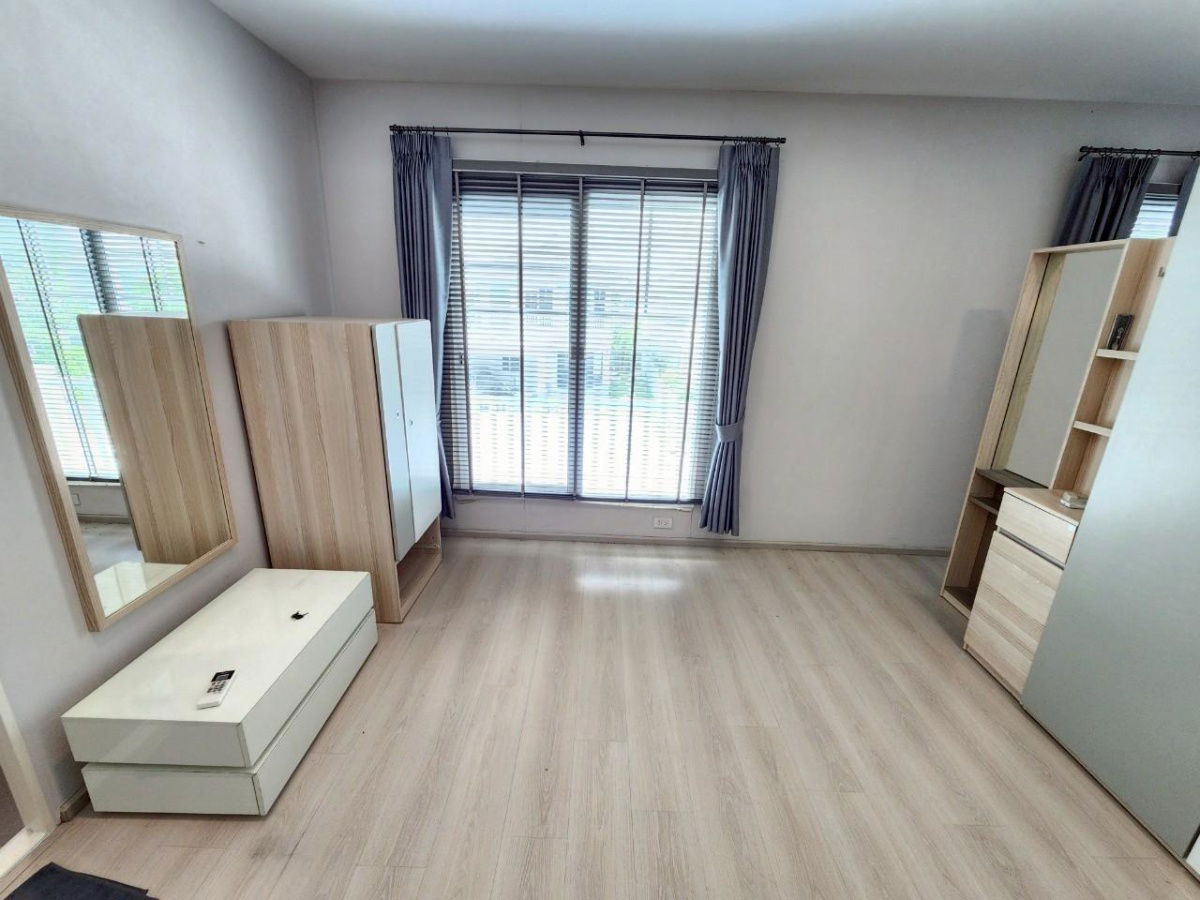 รูป ขายบ้านเดี่ยวขนาดใหญ่ 3ห้องนอน 3ห้องน้ำ ม.วิลลาจิโอ ปิ่นเกล้า-ศาลายา บ้านสภาพดีมาก โครงการคุณภาพจาก L&H  ขายเพียง 4.95 ล้าน  - รูปที่ 22/49