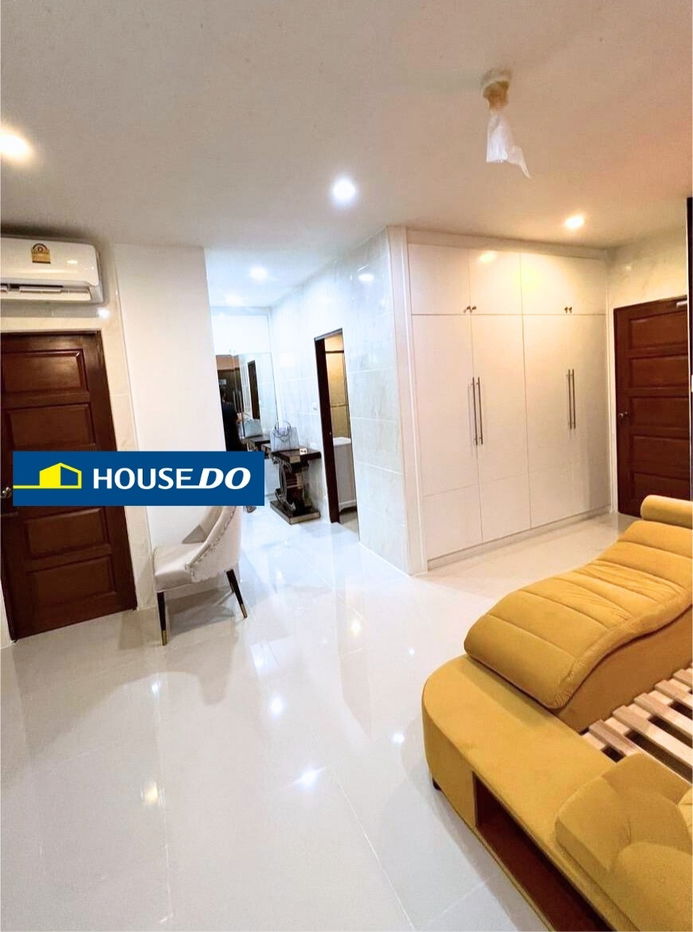 รูป ✨ขายคอนโด Klang Krung Resort (Ratchada 7) ราคาเพียง 4.30 ล้านบาท  - รูปที่ 3/9