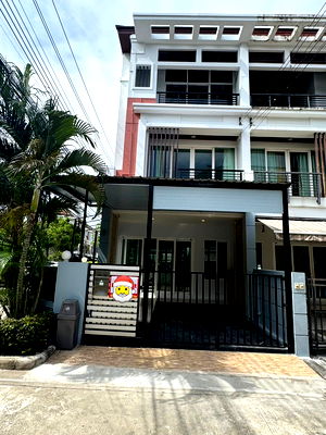 เช่าทาวน์โฮม วิทยาลัยรัชต์ภาคย์เทคโนโลยีและการจัดการ : 🏡 ให้เช่าทาวน์โฮม 3 ชั้น หลังมุม โครงการบ้านกลางเมือง เออร์บาเนี่ยน พระราม 9 – ลาดพร้าว