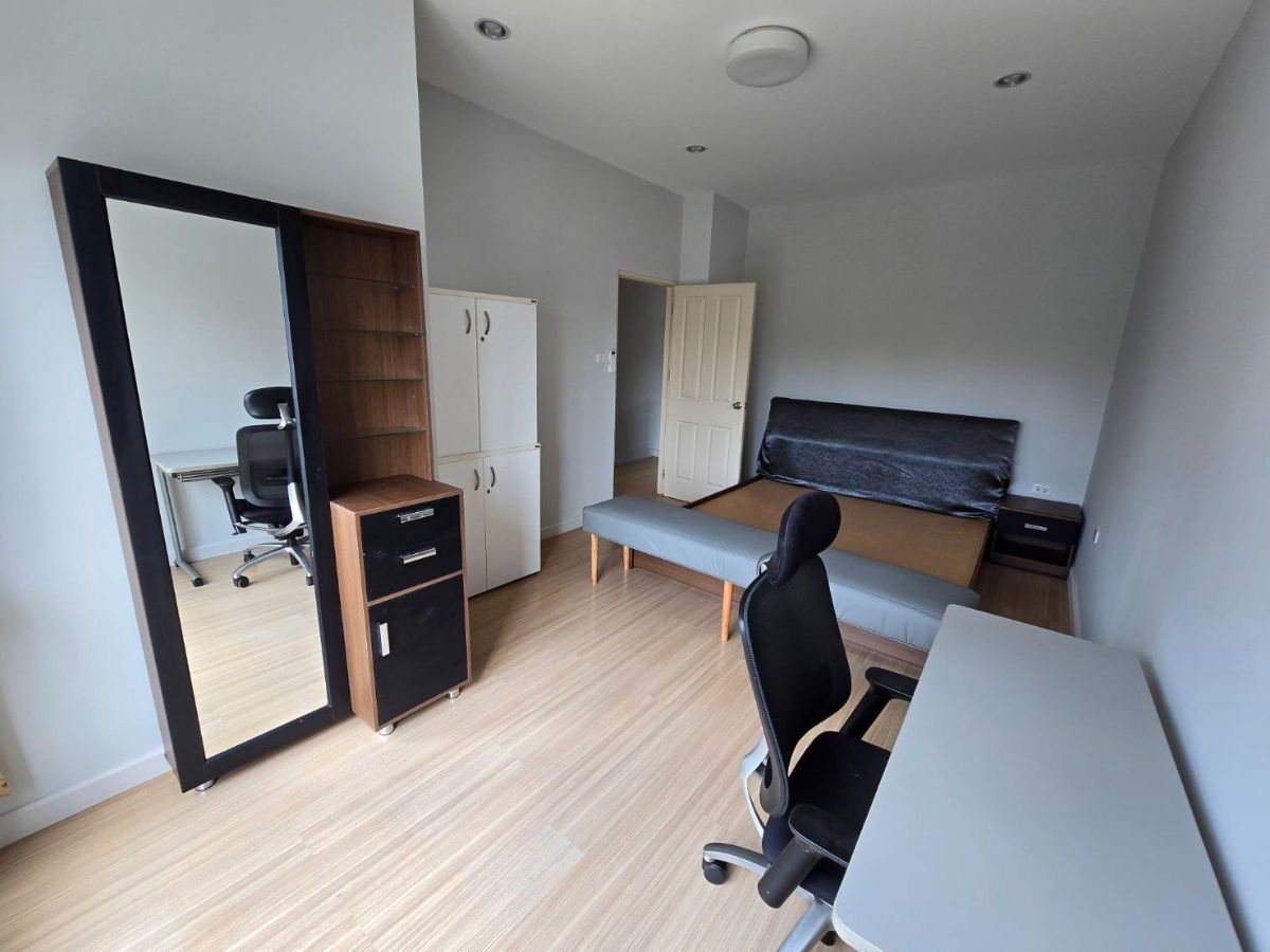 รูป ให้เช่าทาวน์โฮม 2 ชั้น โครงการ City Sense วัชรพล พื้นที่ 20 ตร.วา 3 ห้องนอน 2 ห้องน้ำ จอดรถได้ 2 คัน - รูปที่ 11/18