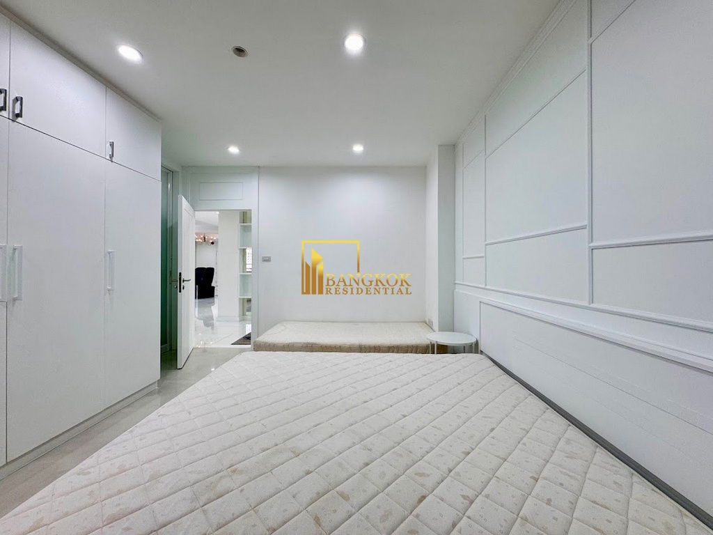 picture DS Tower 1 | Beautiful 4 Bedroom Condo in Phrom Phong Area - BR12485CD - 24/52