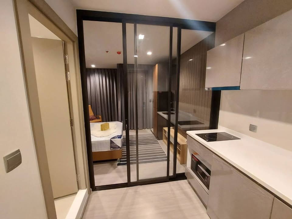 picture Life Asoke Rama 9 Condo for rent  - 3/7