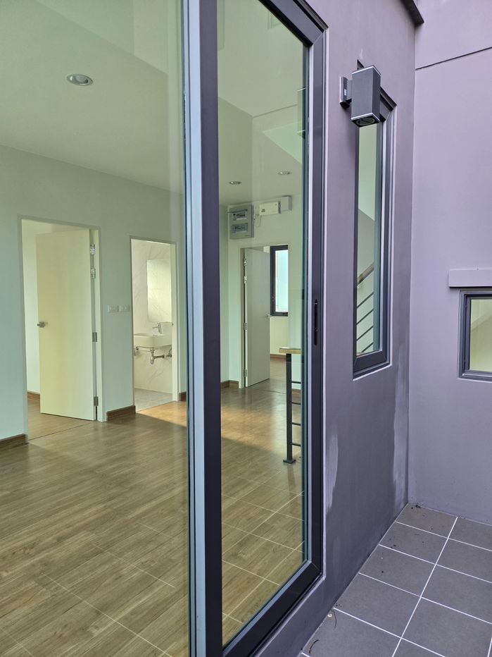 รูป New Home for Sale – บ้านกลางเมือง THE EDITION สุขสวัสดิ์ | แบบ TOPAZ 218 ตร.ม. | ที่ดิน 63.6 ตร.ว. | บ้านเลขที่ 199/9 - รูปที่ 24/30