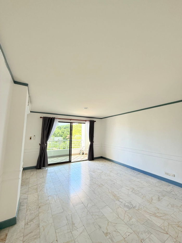 picture Pratumnak Hills Condo near Cosy Beach and Pattaya View Point, Large Studio 44sq.m, Thai name - 16/18