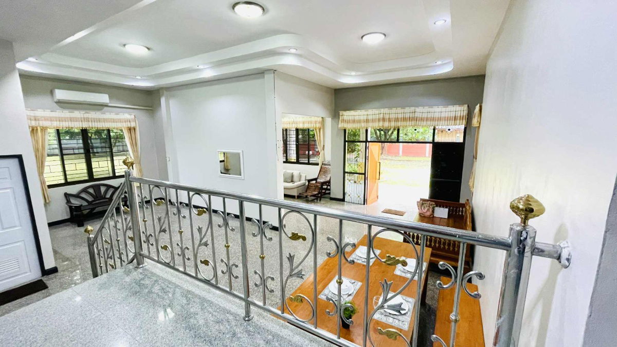 picture Private garden villa for rent. Large detached house with a 1.5-story layout , 3 bed rooms, 3 bath rooms - 5/25