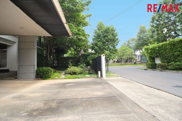 รูป ขายบ้านเดี่ยว ปริญญ์ สาทร–ราชพฤกษ์ หลังมุม 131 ตารางวา ติดถนนเมน หน้าสวน ทำเลราชพฤกษ์ตอนต้น ภาษีเจริญ ใกล้ BTS & MRT บางหว้า - รูปที่ 28/29