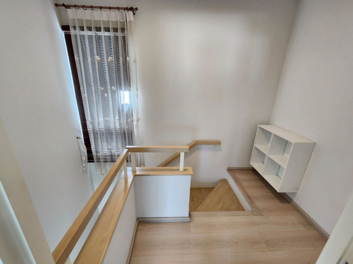 รูป ขายบ้านเดี่ยวขนาดใหญ่ 3ห้องนอน 3ห้องน้ำ ม.วิลลาจิโอ ปิ่นเกล้า-ศาลายา บ้านสภาพดีมาก โครงการคุณภาพจาก L&H  ขายเพียง 4.95 ล้าน  - รูปที่ 34/49
