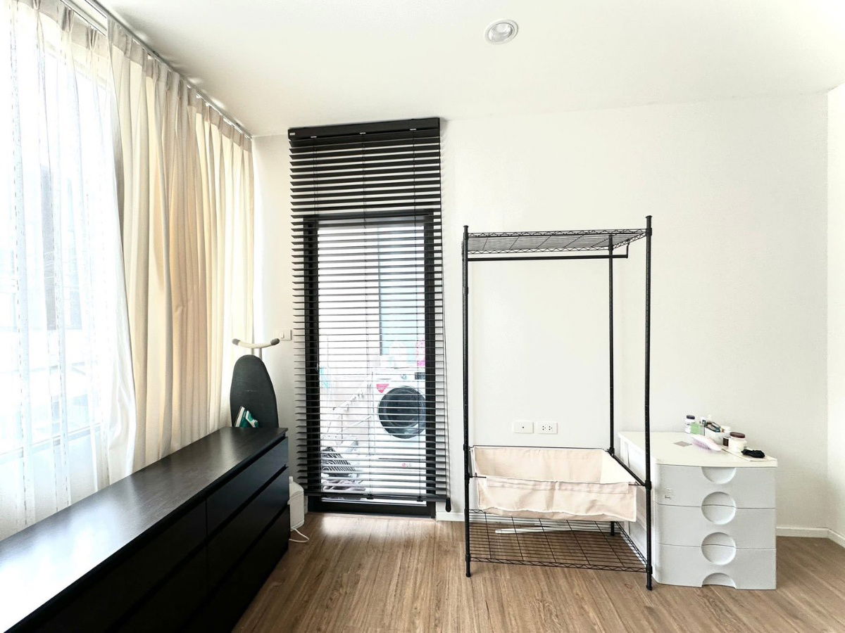 รูป 🏡 FOR RENT | ทาวน์โฮม 3 ชั้น "บ้านกลางเมือง วัชรพล" พร้อมอยู่ - รูปที่ 9/14