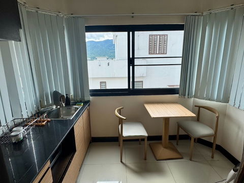 Hillside Condominium 2 for rent, near Nimman, convenient transportation, only 15000 per month,call 0955752068 Khun Chompoo.