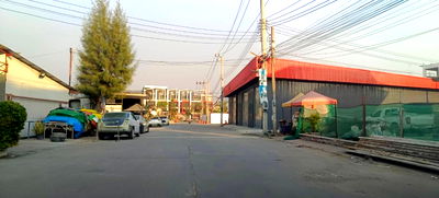 ที่ดิน วิทยาลัยพณิชยการธนบุรี : ขายที่ดินทำเลทองพุทมณฑลสาย 1  เนื้อที่ 2 งาน, 8.3 ตร.ว. เขตภาษีเจริญ
