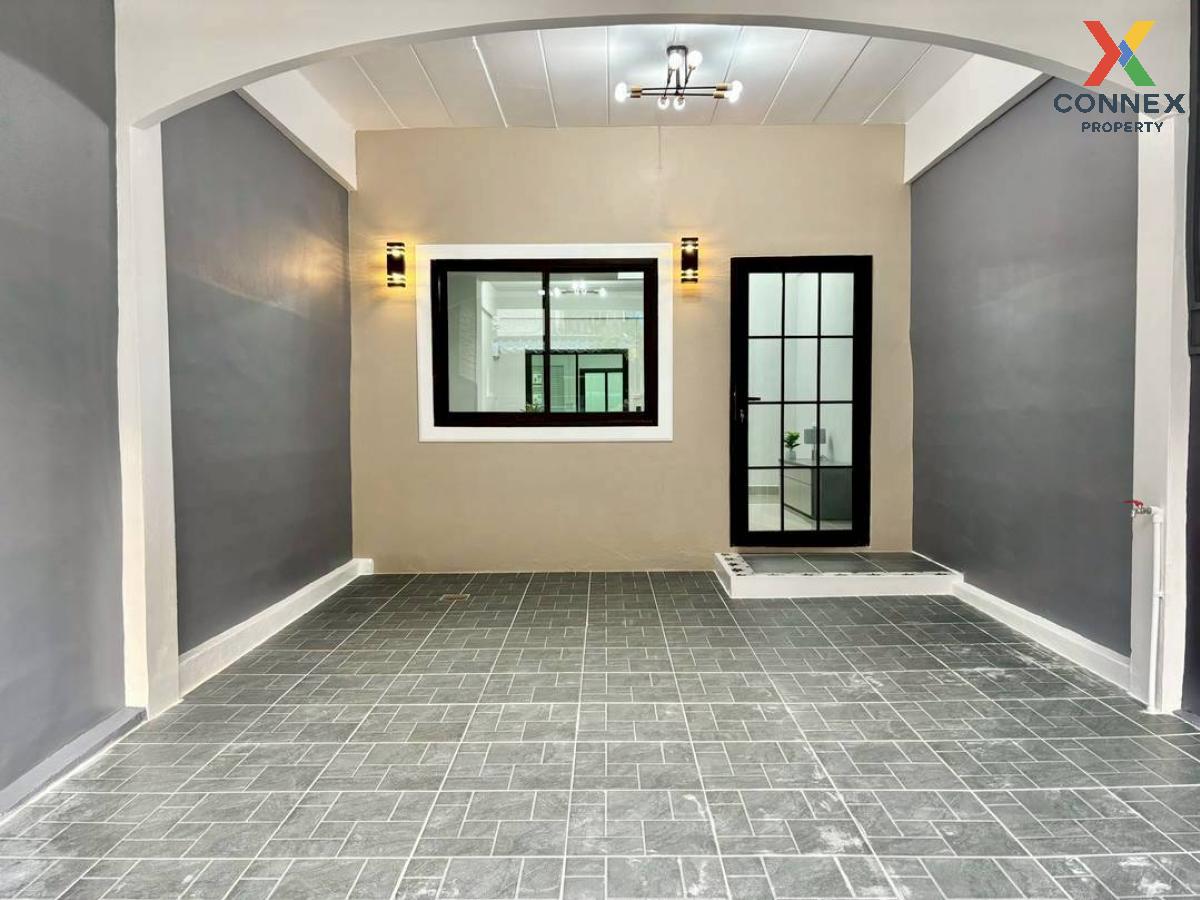 picture For Sale Townhouse/Townhome  , Buathongthani , newly renovated , Bang Bua Thong , Bang Bua Thong , Nonthaburi , CX-129372 ✅ Live chat with us ADD LINE @connexproperty ✅  - 2/12