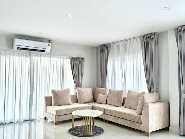 รูป HR2817ให้เช่าบ้านเดี่ยว ตกแต่งพร้อมอยู่ โครงการ เซนโทร วิภาวดี เดินทางสะดวกใกล้ทางด่วน ใกล้สนามบินดอนเมือง - รูปที่ 17/28