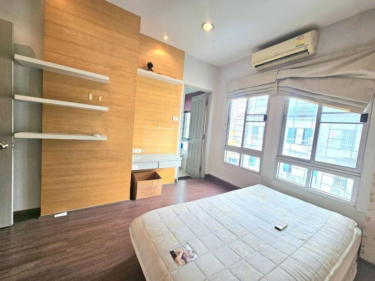 picture 🏡 For Sale: Baan Klang Muang Swiss Town, Kaset–Nawamin 3-Storey Townhome in Prime Location – Near Expressway & BTS Green Line - 4/14