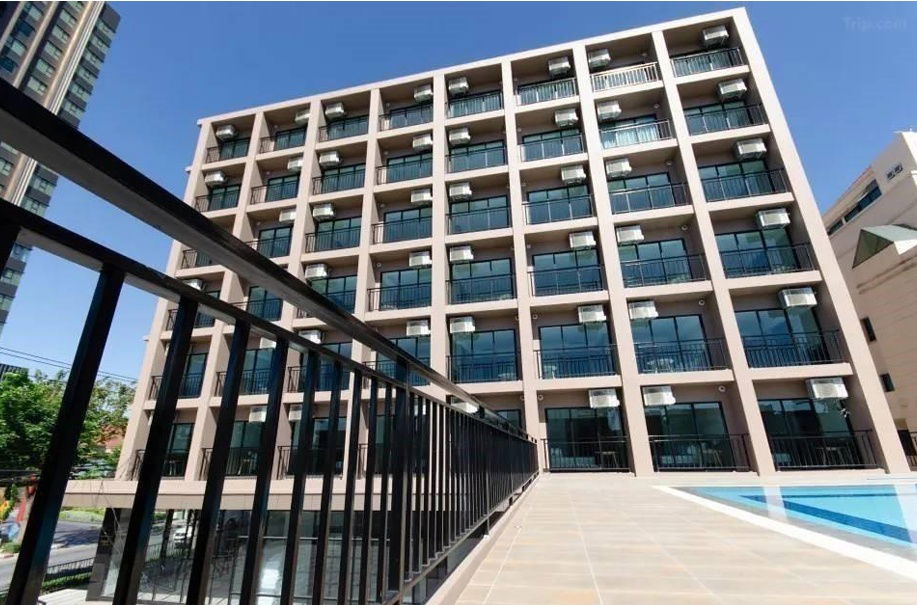 picture 4-star hotel for sale, 90 rooms, ready to continue operations immediately. Luxurious and beautifully decorated, Soi Sukhumvit , near BTS station. - 16/18