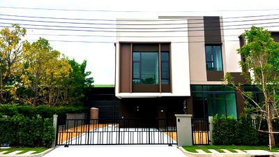 บ้านแฝด ถนนพุทธมณฑล สาย 1 : ขายด่วน บ้านกลางเมือง The Edition ปิ่นเกล้า - บรม 2 หลังมุมพื้นที่กว้าง บ้านพร้อมโอนค่ะ
